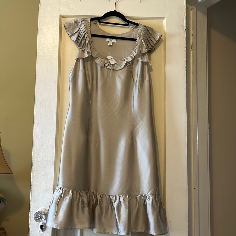 Loft size 14 dress